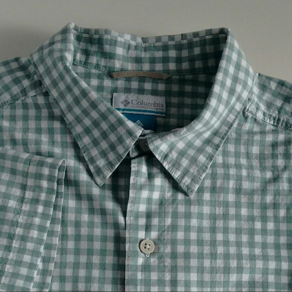 Columbia Men’s Button up Shirt - Picture 3 of 5
